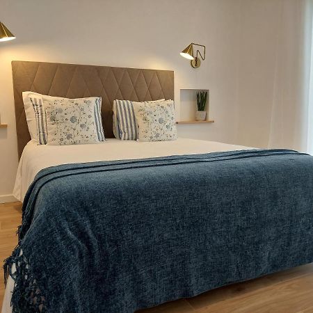 Lagoa Azul Guest House II Вила Нова де Милфонтеш Екстериор снимка